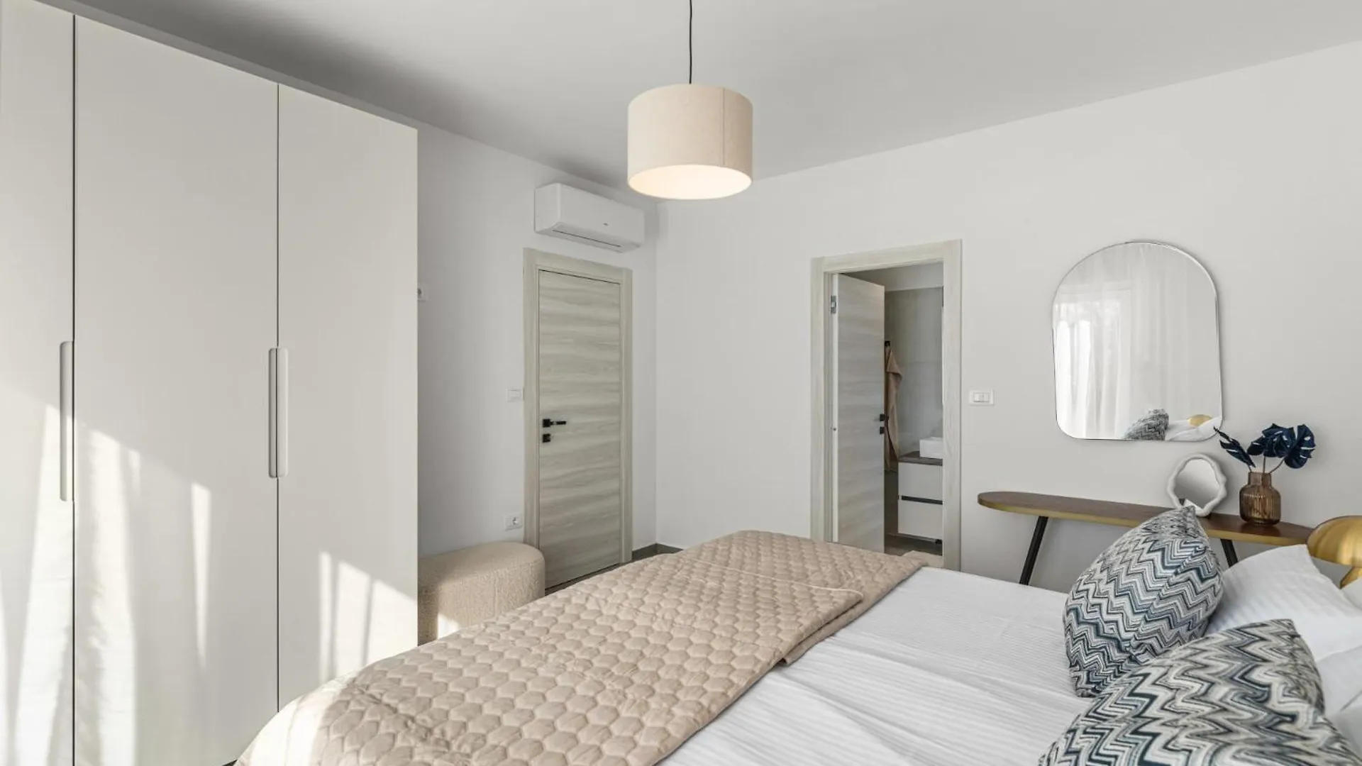 Villa Boni Domini In Zminj - Haus Fuer 6 Personen