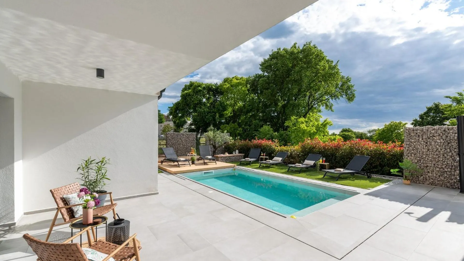 Villa Boni Domini In Zminj - Haus Fuer 6 Personen